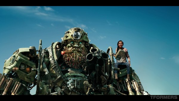 Transformers The Last Knight International Trailer 4K Screencap Gallery 261 (261 of 431)